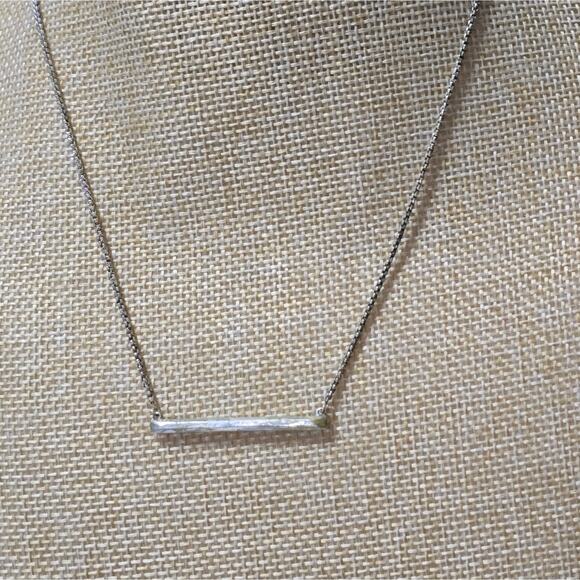 Kendra Scott bar‎ necklace - Picture 1 of 6